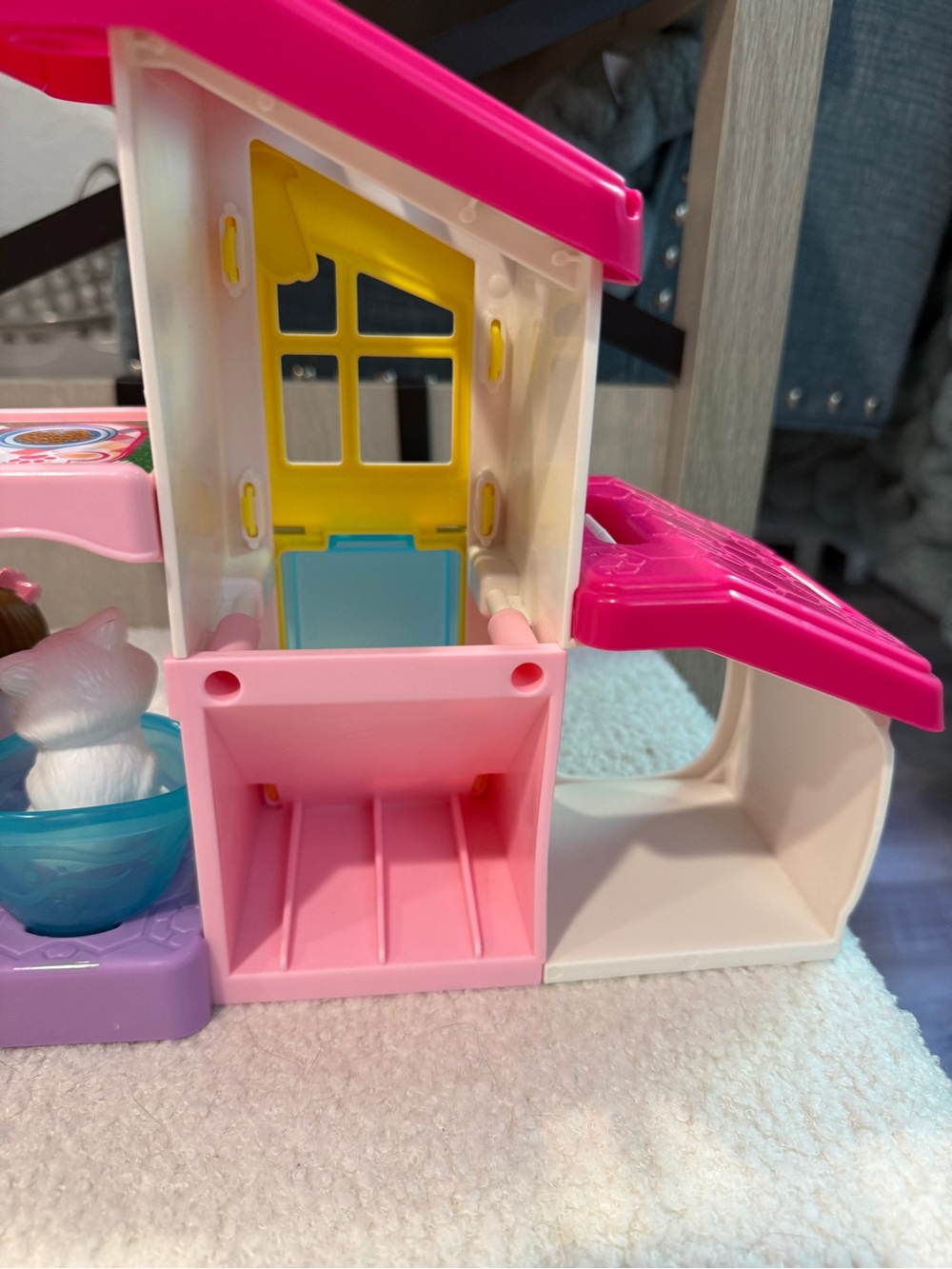 Fisher-Price Little People Pet Grooming Salon Playset Dog Groomer Vet Toy Figure - Picture 12 of 12